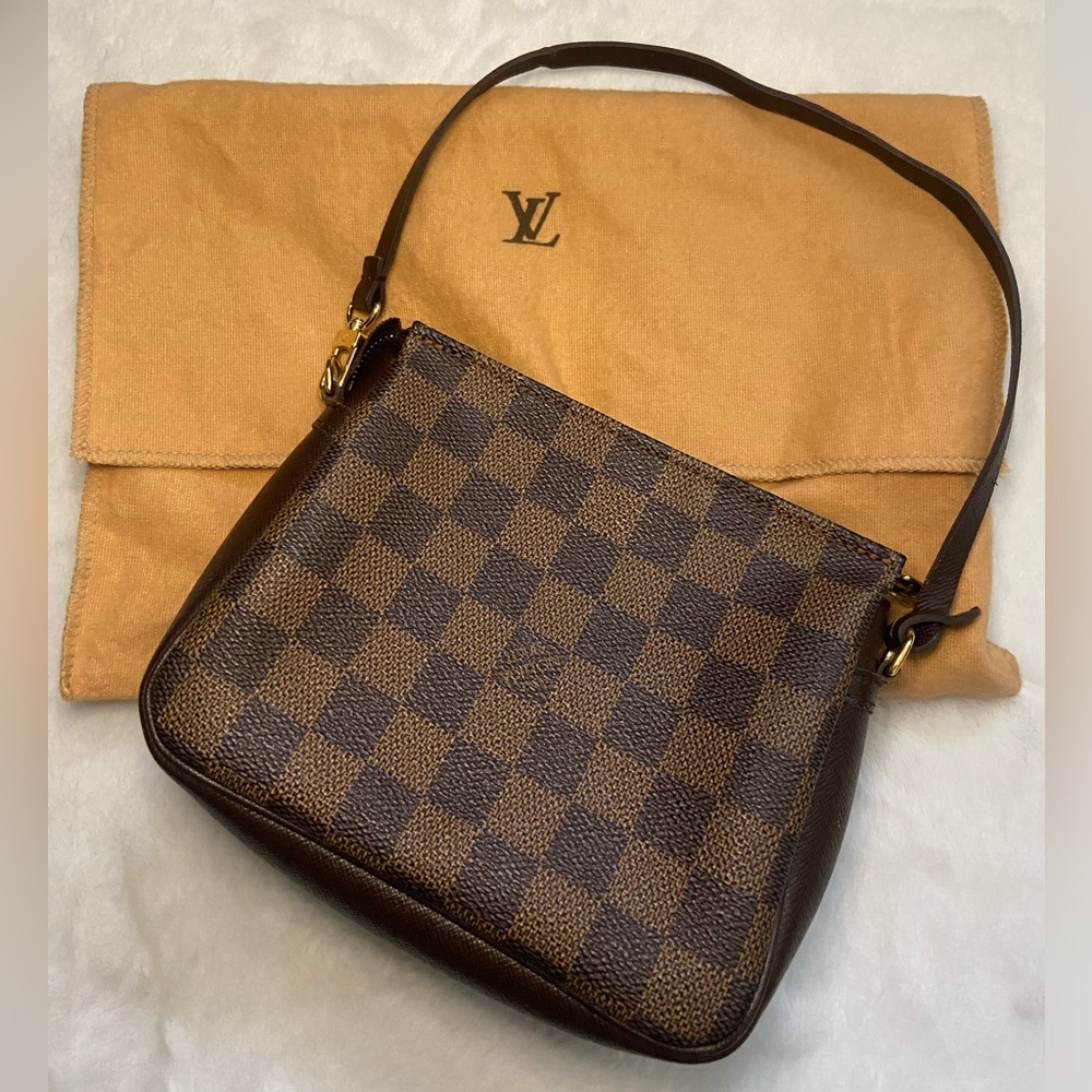 Louis Vuitton Damier Ebene Trousse Pochette